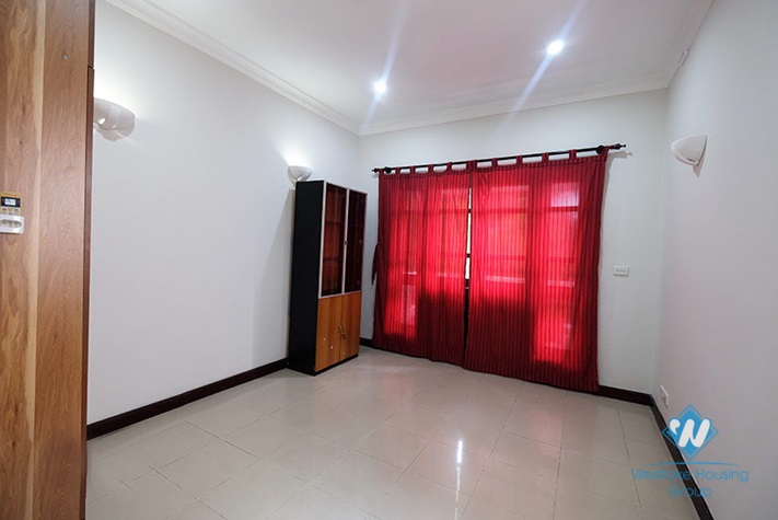 Bright 3-storey 180sqm Ciputra house is out for rent 
